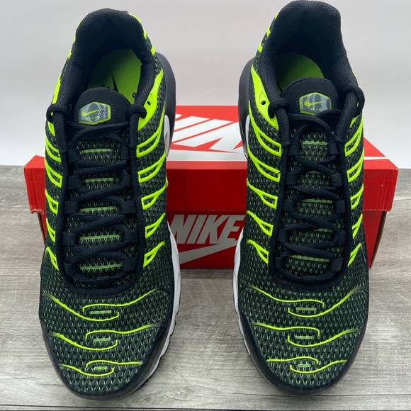 Nike Air Max Plus - Picture 5 of 7